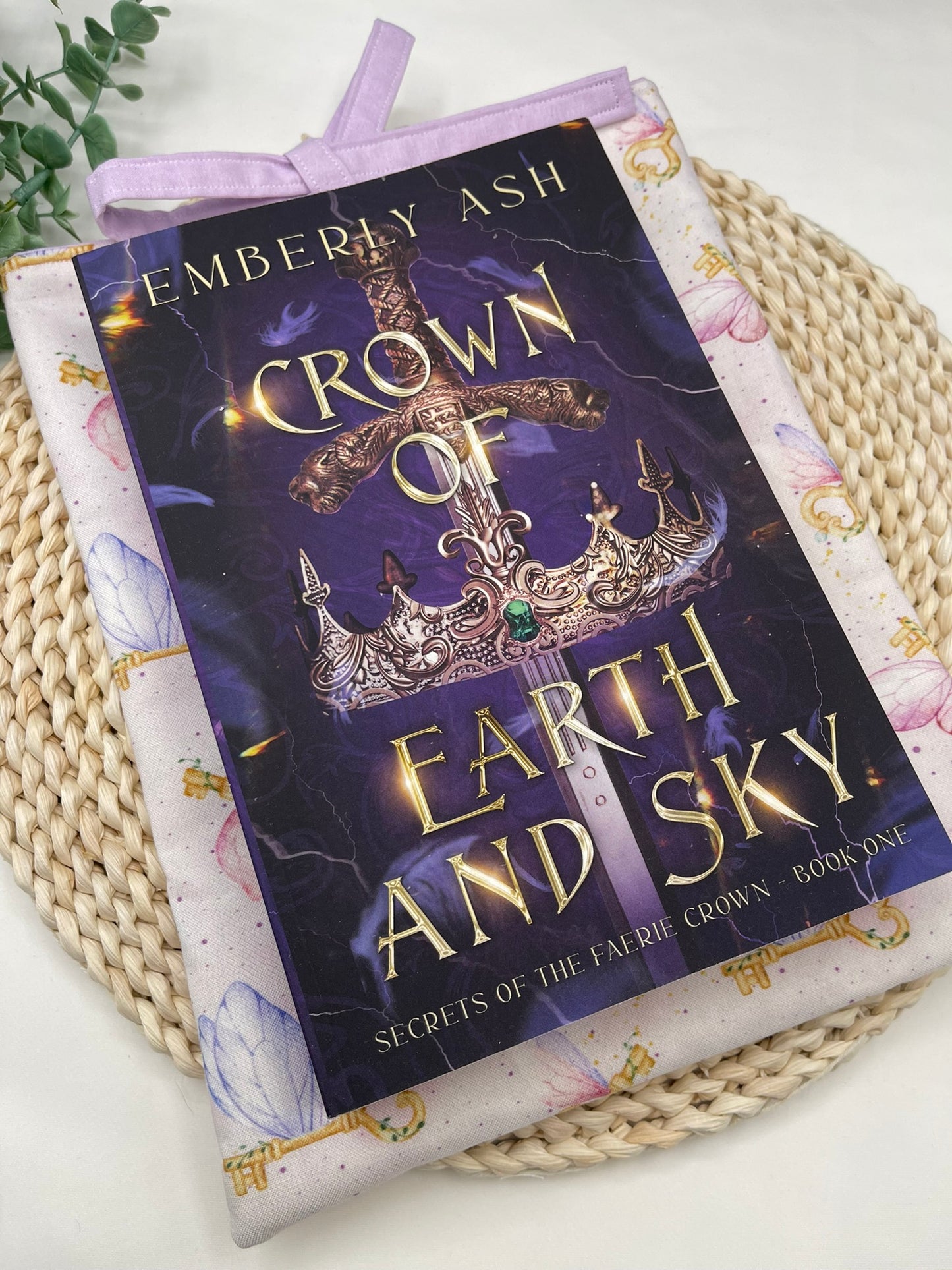 Book Cover - Bow Closure | 07