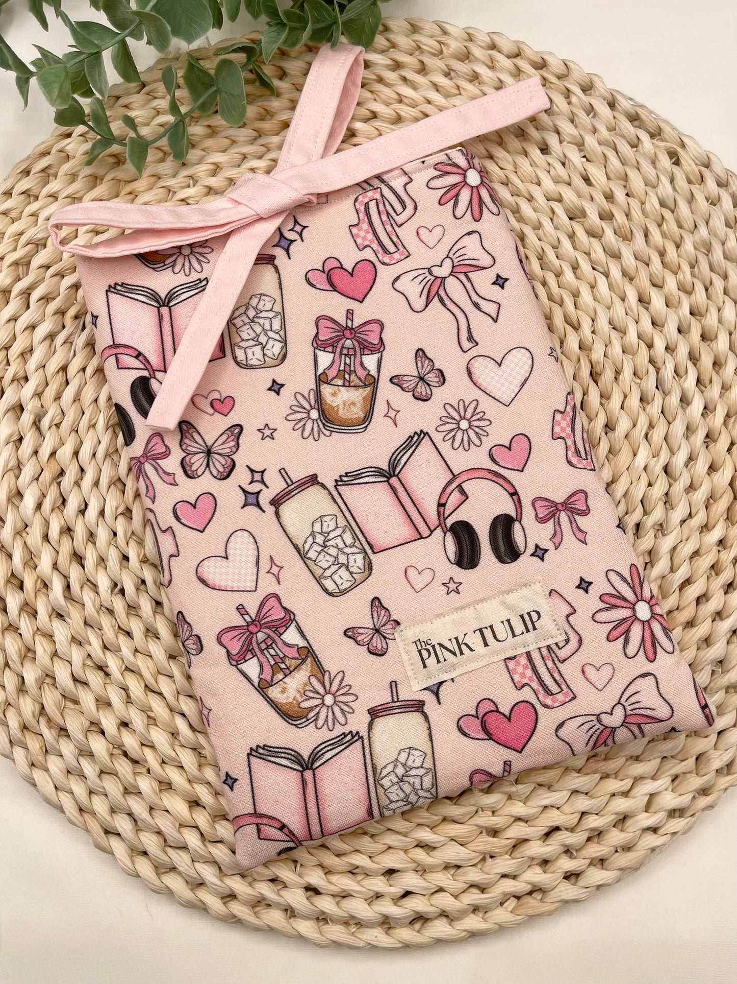 Book Cover - Bow Closure | 06