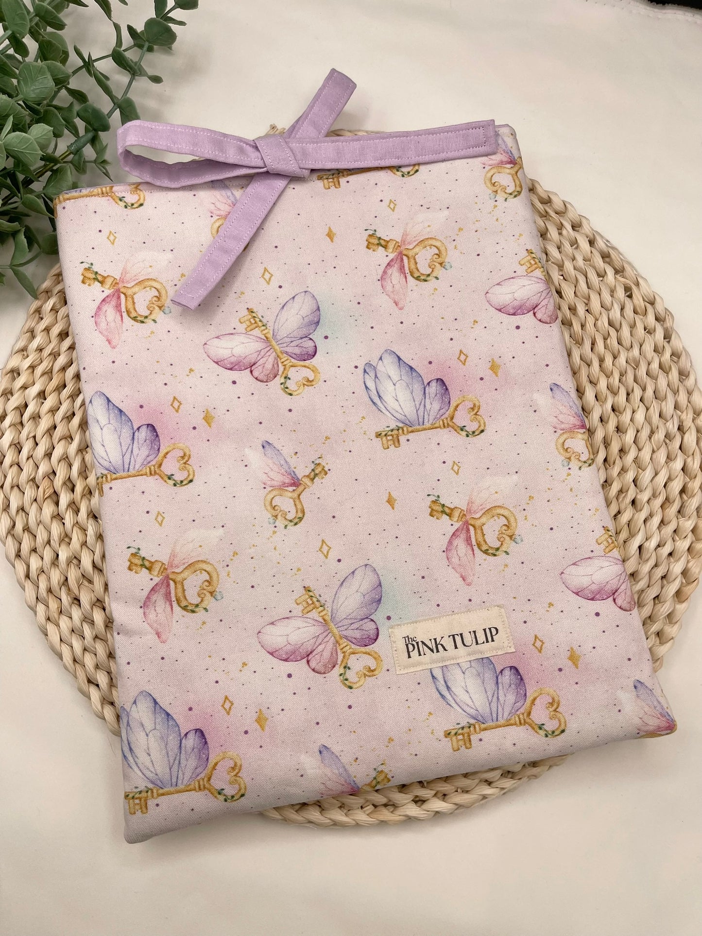 Book Cover - Bow Closure | 07