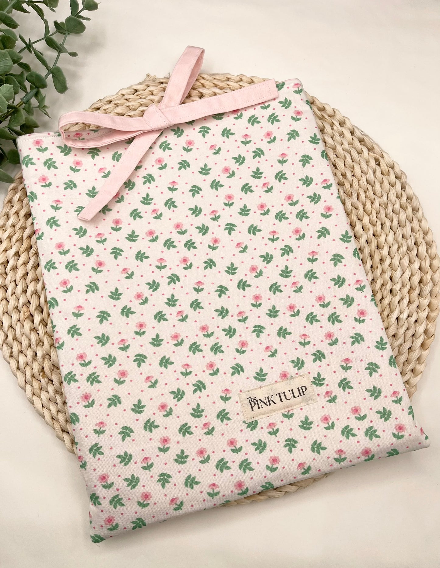 Book Cover - Bow Closure | 09